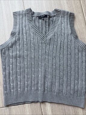 Love Tree Men's Cable Knit V-Neck Sweater Vest - Gray
